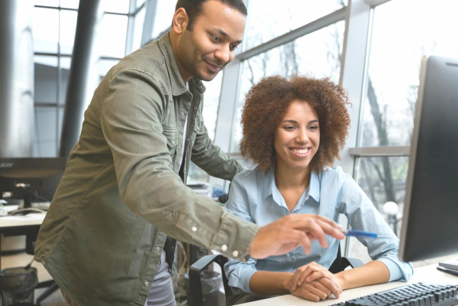Equipo de milporexvan trabajando en estrategias de financiación para startups en Palma